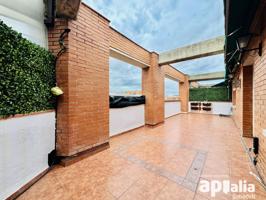 ÁTICO REAL, CON TERRAZA A PIÉ DE COMEDOR - PLAZA ASSAMBLEA DE CATALUNYA photo 0