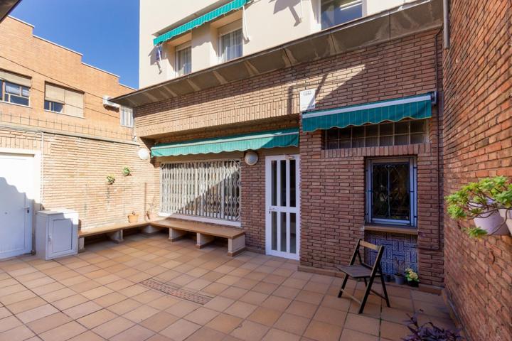 CASA CON PATIO DE 60 M² Y PARKING EN HOSTAFRANCS photo 0