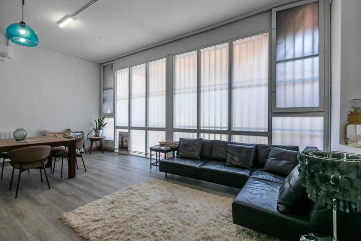 LOCAL CON VIVIENDA EN SANT OLEGUER photo 0