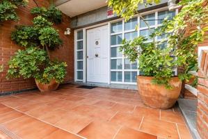 CASA DE DOS PLANTAS EN CASTELLARNAU photo 0