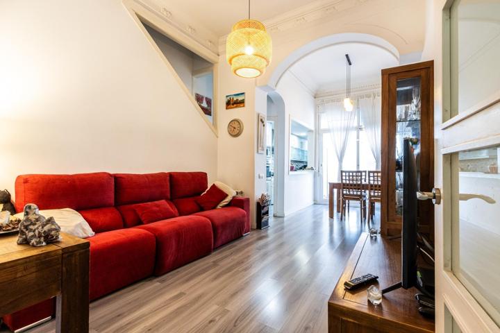 CASA UNIFAMILIAR EN LA CREU ALTA photo 0
