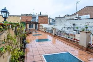 PISO DE PLANTA BAJA CON GARAJE EN CENTRO DE SABADELL photo 0