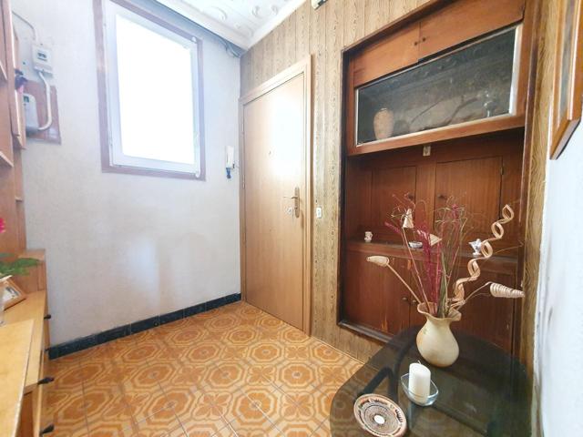 PISO DE 3 HABITACIONES EN LA CREU DE BARBERÀ photo 0
