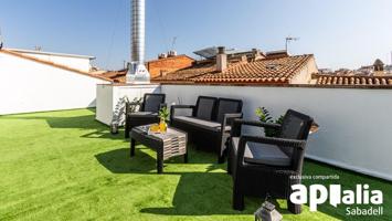 CASA UNIFAMILIAR TIPO DUPLEX EN LA CREU ALTA photo 0