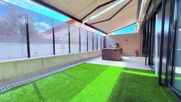 PISO BAJOS DE 4 HABITACIONES EN CASTELLAR DEL VALLÈS photo 0