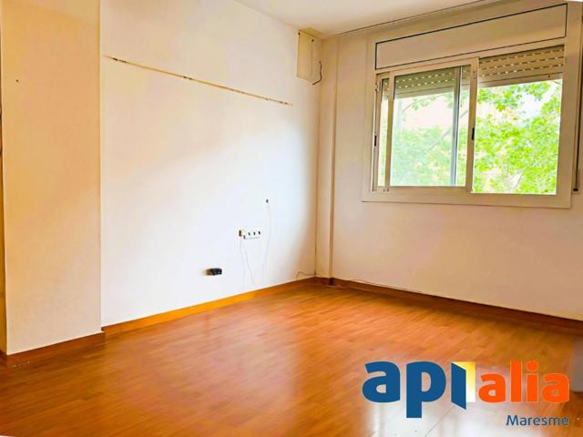 PISO DE 3 HABITACIONES EN PLAZA ESPAÑA EN SABADELL photo 0