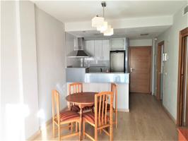 VIVIENDA CON GARAJE. 2 HABITACIONES photo 0