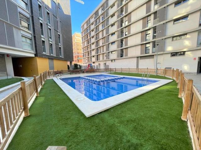 Vivienda en residencial con piscina, parque infantil y garaje incluidos photo 0