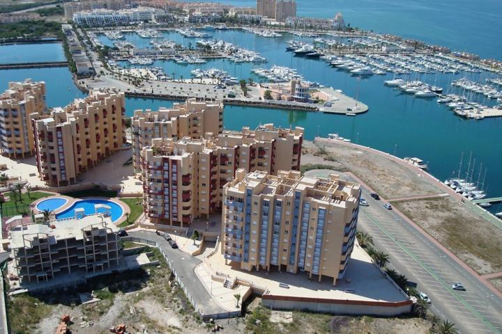 HERMOSOS APARTAMENTOS CON VISTAS AL MAR EN LA MANGA photo 0