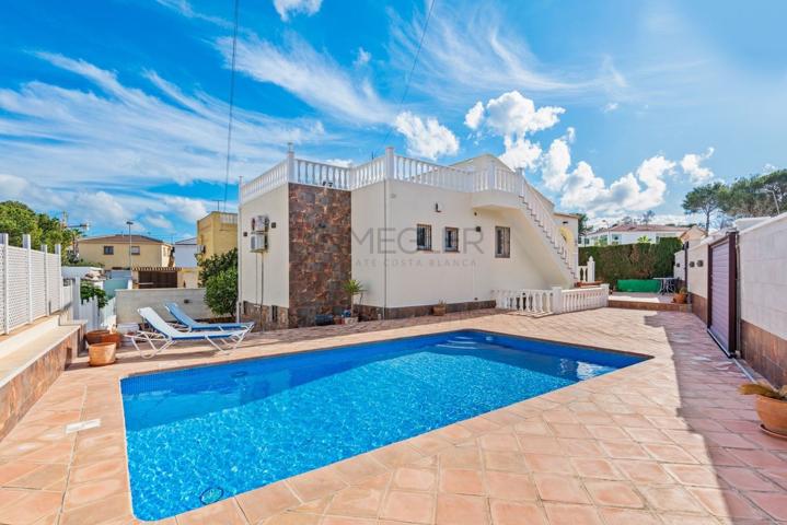 Villa en Los Bacones, Torrevieja photo 0