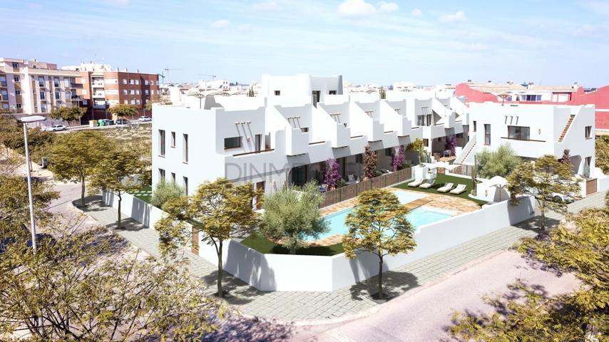 Exclusivos Bungalows de Obra Nueva en Pilar de la Horadada – Ubicación Privilegiada photo 0
