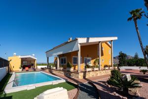 Casa En venta en Desamparados-Hurchillo-Torremendo, Orihuela photo 0