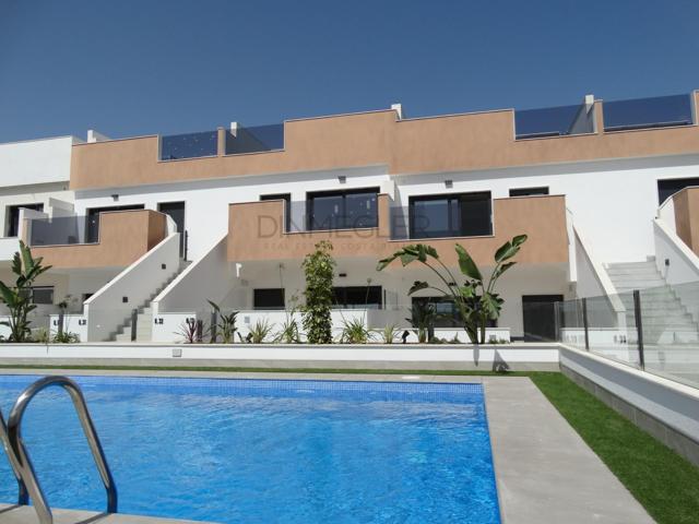 Bungalows de Obra Nueva con Solárium o Jardín en Pilar de la Horadada photo 0
