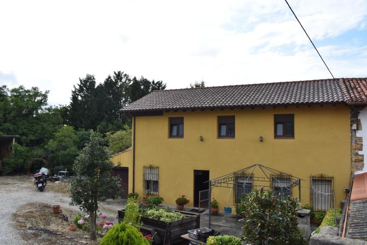 Casa pareada en Santillana del Mar photo 0