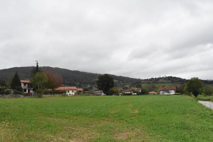 Venta de terreno en Santiurde de Toranzo photo 0