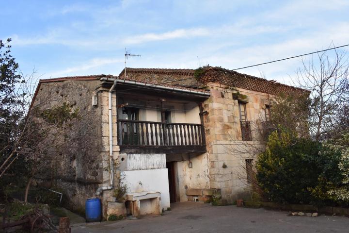 Venta de casa adosada en Herrerias photo 0
