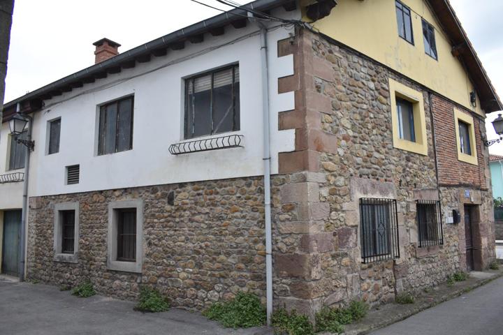 Se vende casa adosada en Torrelavega photo 0