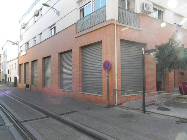 Local comercial a pie de calle en Calle Real de Armilla photo 0