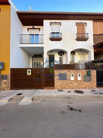 Preciosa casa en Ogijares , Loma Linda , en perfecto estado. photo 0