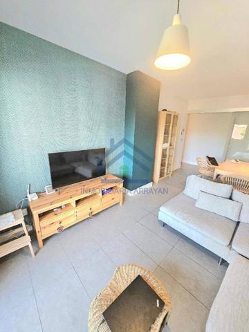 Precioso pios con cochera y trastero en urbanización Novossur photo 0