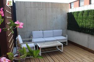Preciso bajo con jardín y terraza photo 0