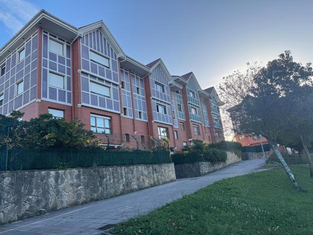 Se venden parcelas de garaje en Urduliz. photo 0