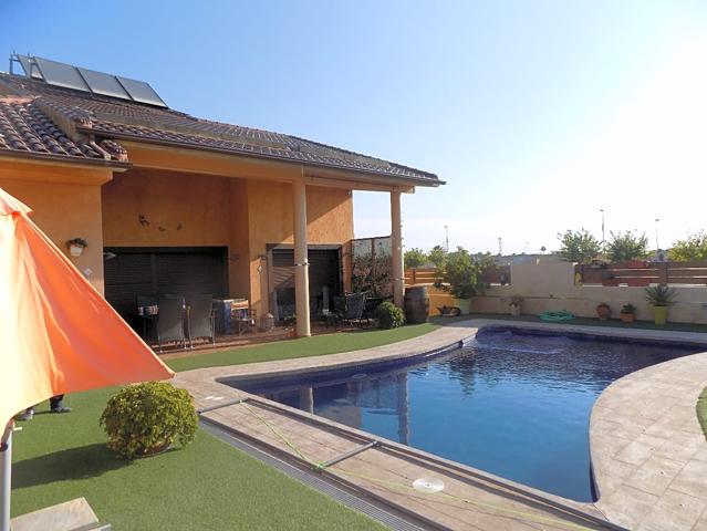 Casa - Chalet en venta en San Javier de 285 m2 photo 0