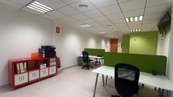 PV529. LOCAL COMERCIAL EN VENTA photo 0