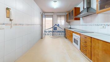 Se vende elegante Adosado en La Ladera – Confort, Seguridad y Localización de Alto Nivel photo 0