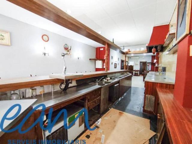 Local en venta en Malgrat de Mar photo 0
