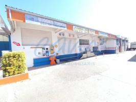 OPORTINIDAD ÚNICA DE INVERSIÓN EN POLIGONO DE PALAFOLLS, NEGOCIO EN ACTIVO. photo 0