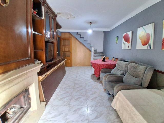 ¡Gran oportunidad en Lloret de Mar! Piso amplio y soleado con dos terrazas photo 0