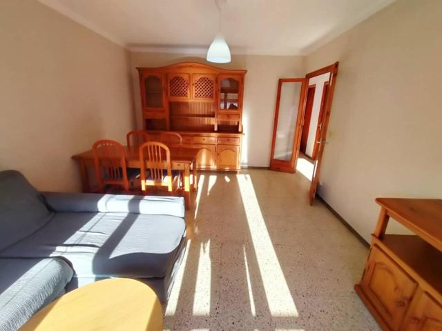 Piso exterior y luminoso en el semicentro de Malgrat de Mar photo 0