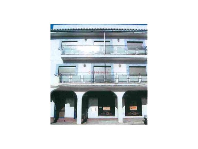 Local En venta en Casar De Palomero photo 0