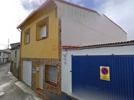 Casa En venta en Torre De Santa María photo 0