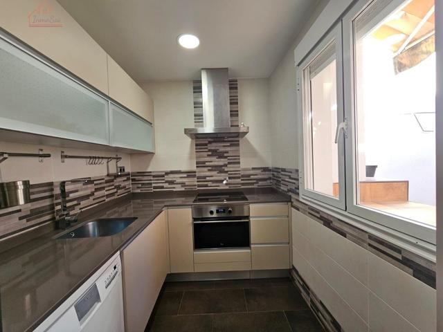 COQUETA VIVIENDA EN EL BARRIO DE SAN ISIDRO. photo 0