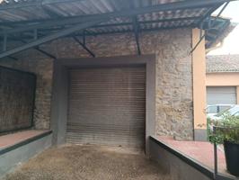 Alquiler de Local Comercial en Vic, en la zona de Capuchinos-Santa Clara-Hospital photo 0