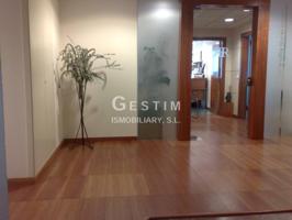 Alquiler de oficina en Vic, Centro Histórico photo 0