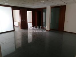 Alquiler de una oficina en Vic, en el Centro Histórico photo 0