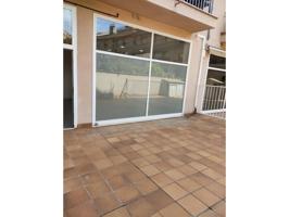 Local comercial en venta en Vic, en la zona de Caputxins-Santa Clara-Hospital photo 0