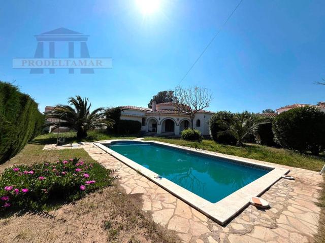 Villa En venta en Centre, Mont-Roig Del Camp photo 0