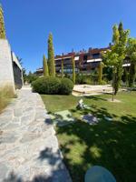 Piso En alquiler en Avenida De Casablanca, Zona Prado De Somosaguas - La Finca, Pozuelo De Alarcón photo 0