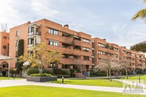 Piso En venta en Calle Cierzo, Zona Prado De Somosaguas - La Finca, Pozuelo De Alarcón photo 0
