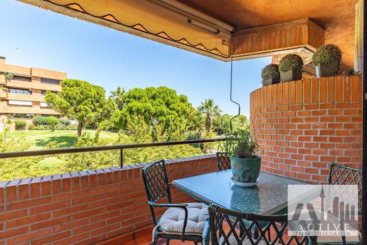 Piso En venta en Calle Cierzo, Zona Prado De Somosaguas - La Finca, Pozuelo De Alarcón photo 0