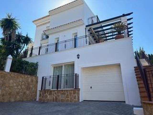 Montemares villa 2 photo 0