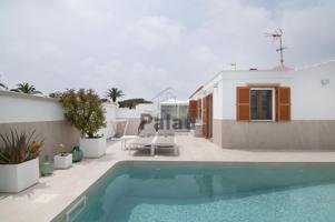 Ref. 4368 Chalet reformado en Cala’n Blanes photo 0