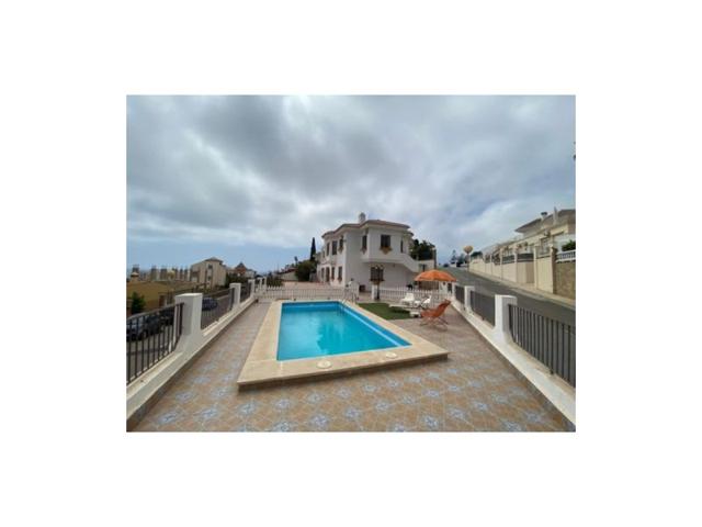 Casa En venta en Viña Málaga, Vélez-Málaga photo 0