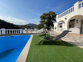 Casa De Campo En venta en Torrox photo 0