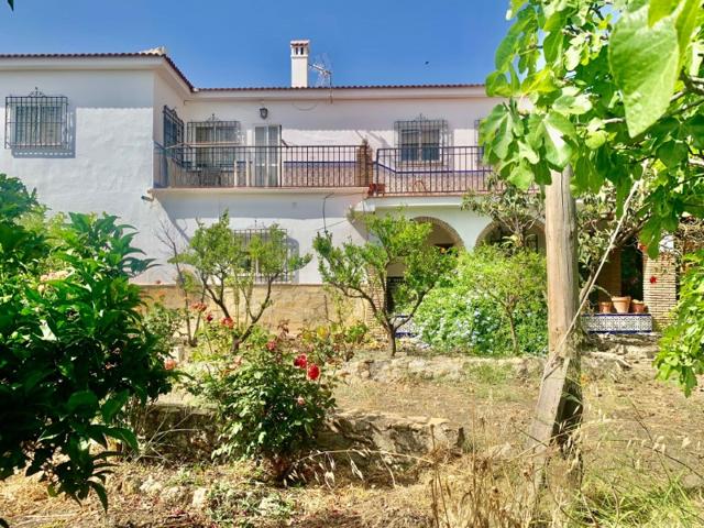 Casa En venta en Alcaucín photo 0