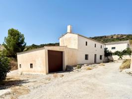 Casa De Campo En venta en Cacín photo 0